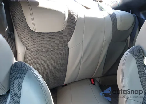 2013 Hyundai Genesis 2.0T Premium z USA, uszkodzony, nr VIN KMHHT6KD0DU080732